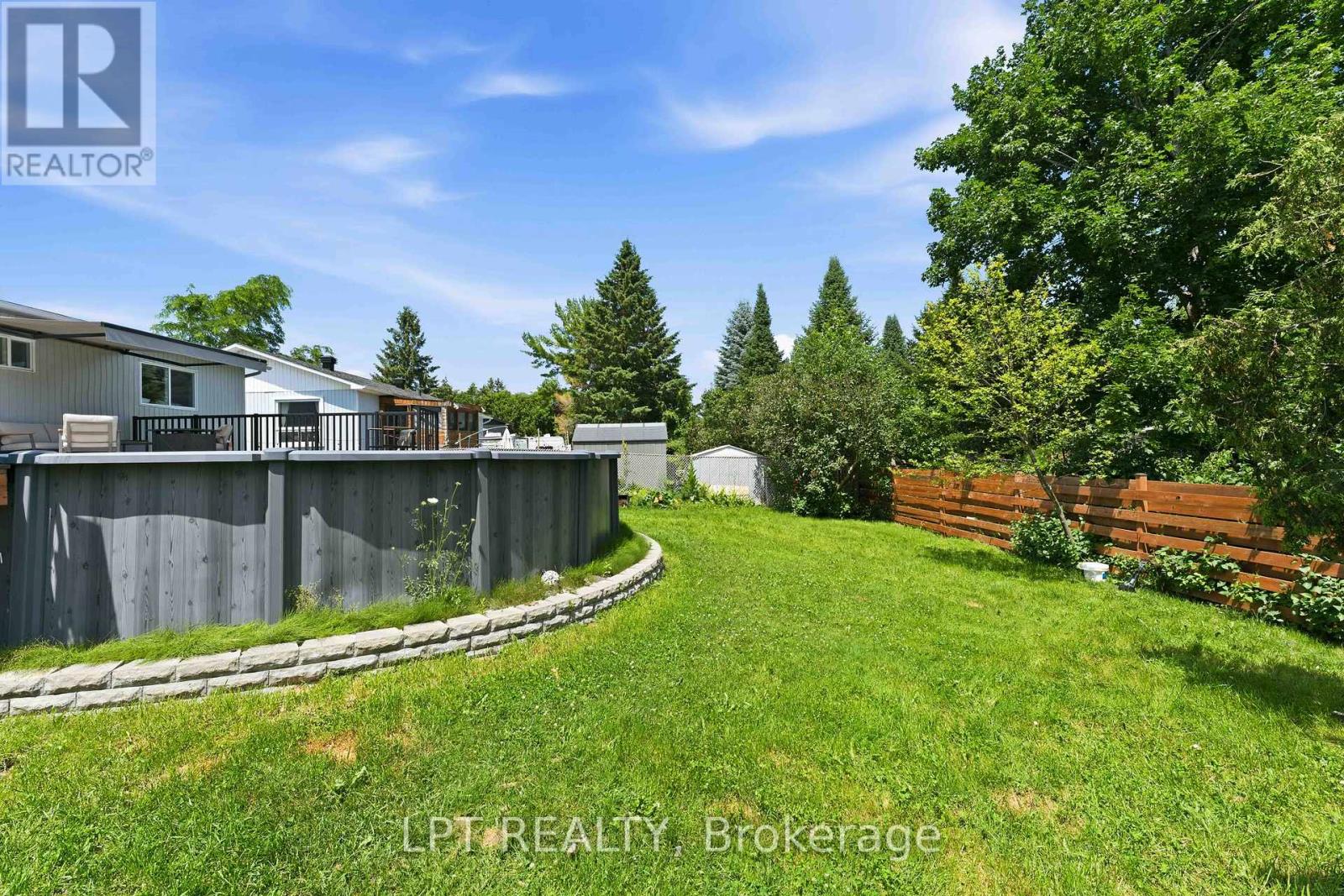 34 FRINGEWOOD DRIVE - 29