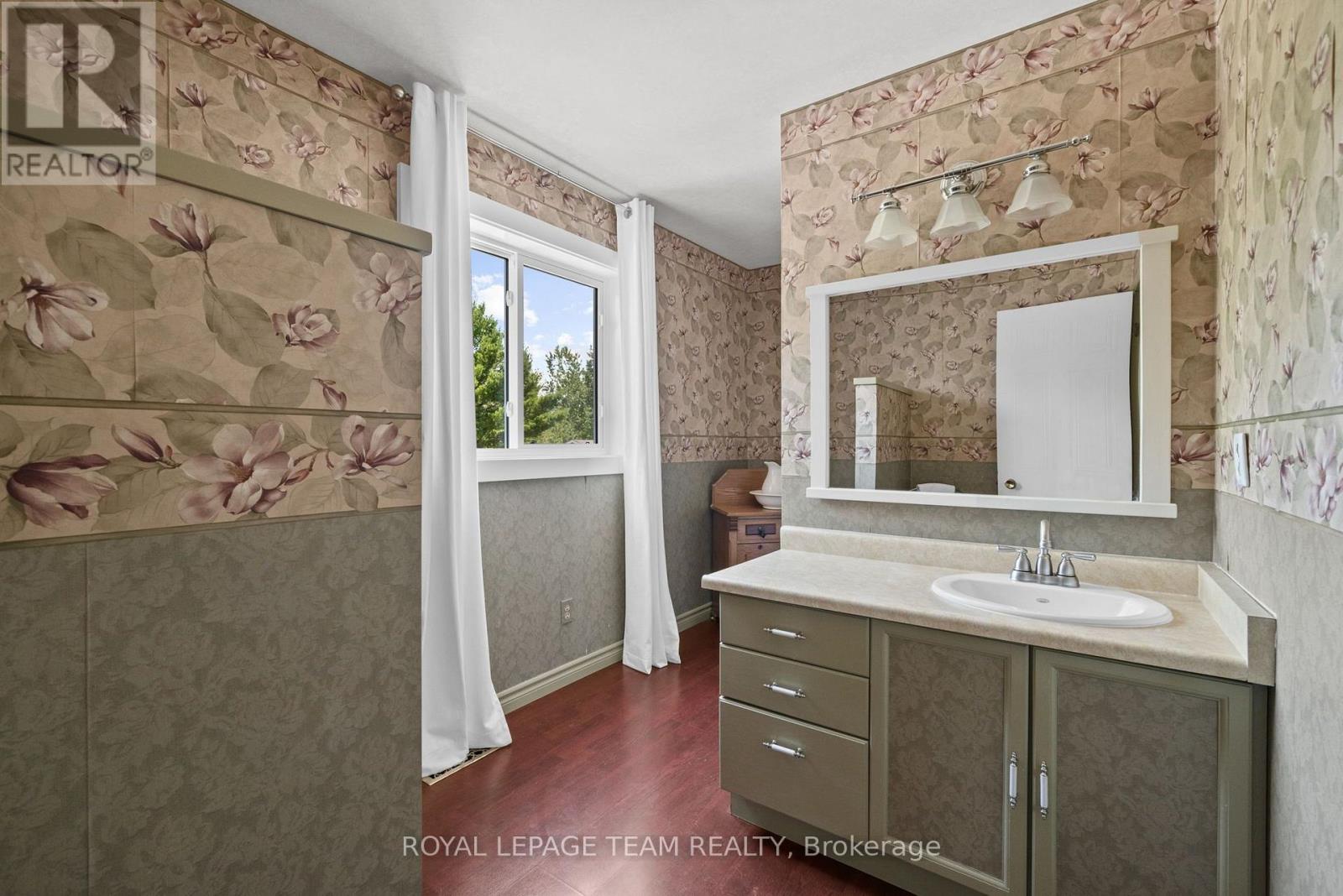 9123 MCARTON ROAD - 32