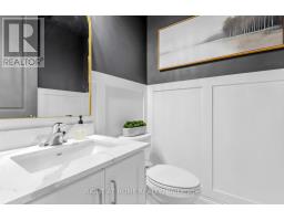 12 Hearthwood Gate, Whitchurch Stouffville, ON L4A4X1 Photo 16