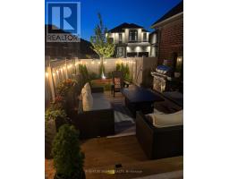 12 Hearthwood Gate, Whitchurch Stouffville, ON L4A4X1 Photo 35