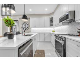 Loft - 12 Hearthwood Gate, Whitchurch Stouffville, ON L4A4X1 Photo 8