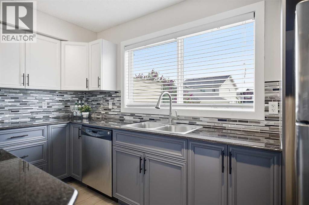 266 Kingsbridge Road SE - 8