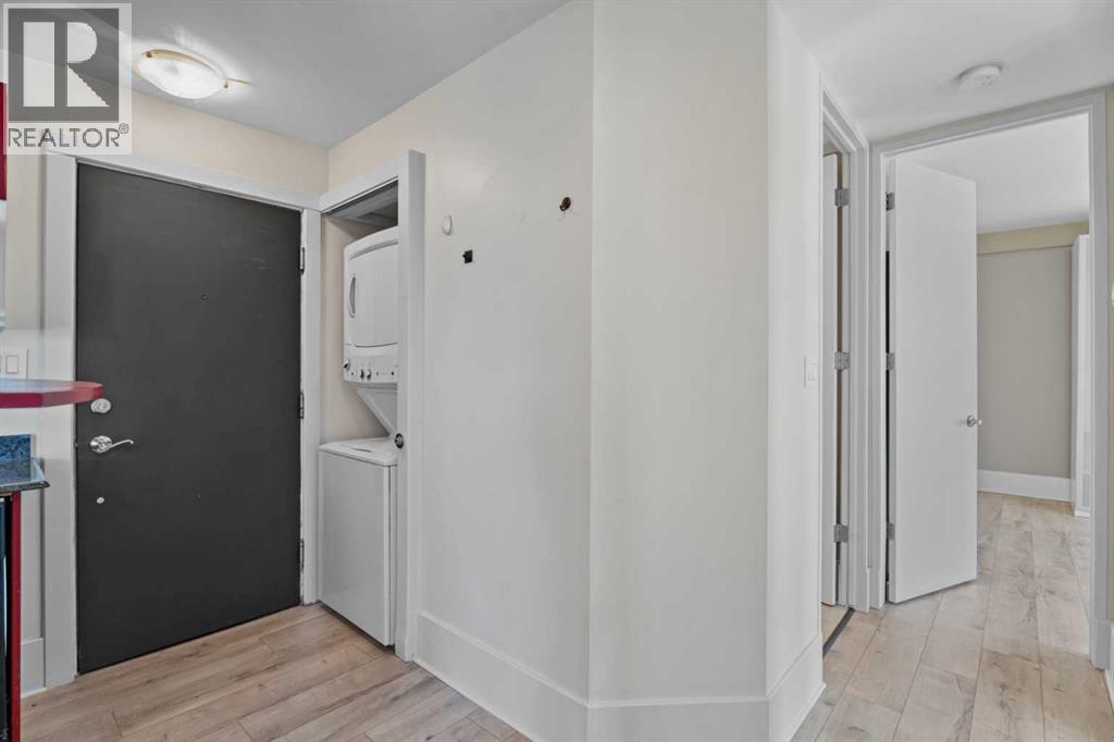 #403 706 15 Avenue SW - 5