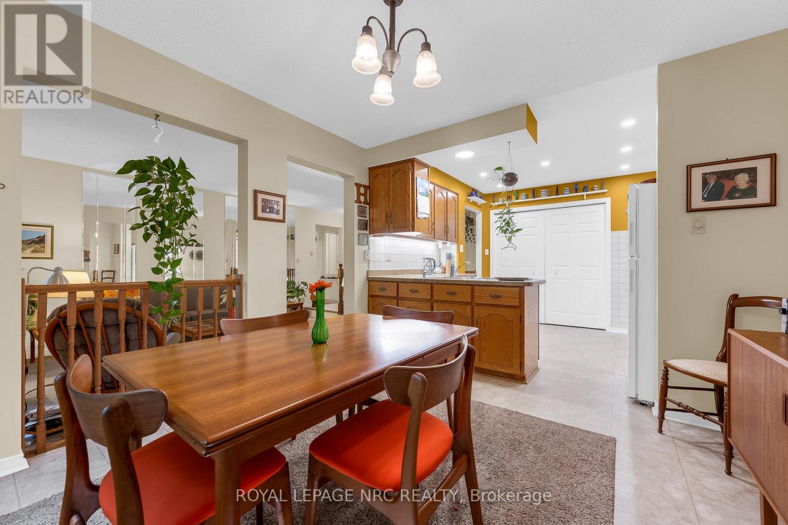 25 MILBURN DRIVE - 13