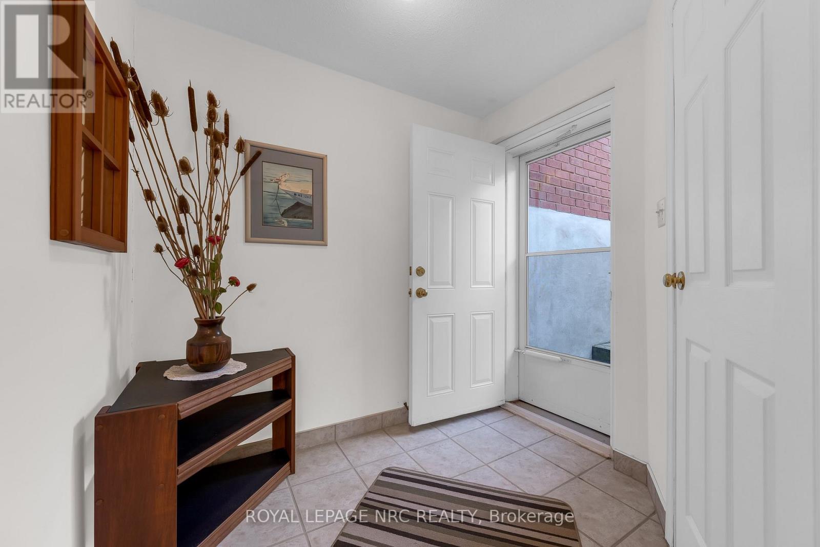 25 MILBURN DRIVE - 23