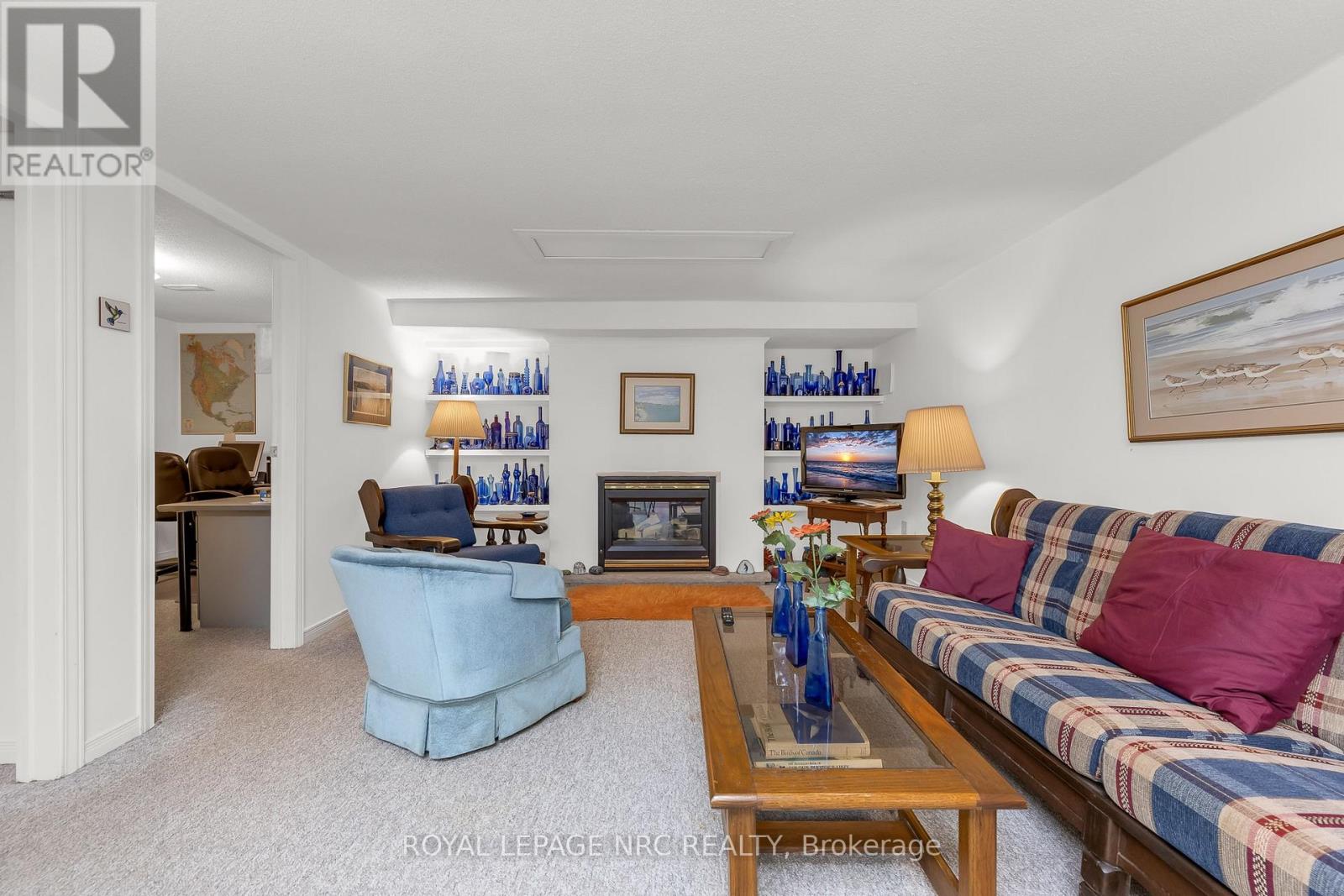 25 MILBURN DRIVE - 25