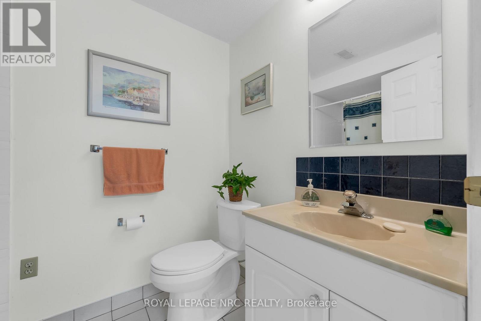 25 MILBURN DRIVE - 29