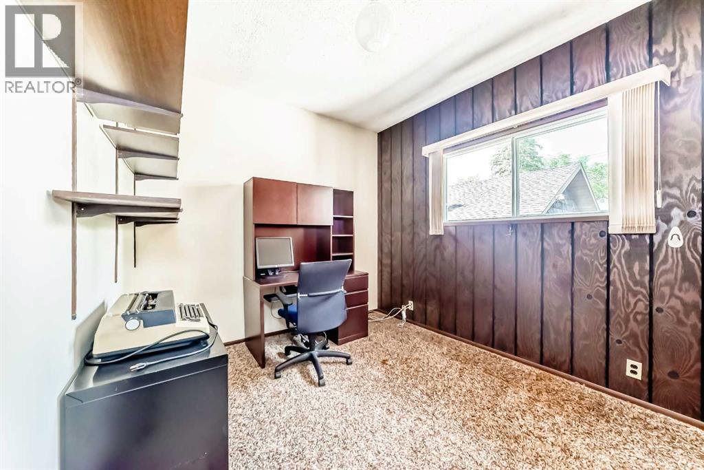 122 2 Avenue E - 24