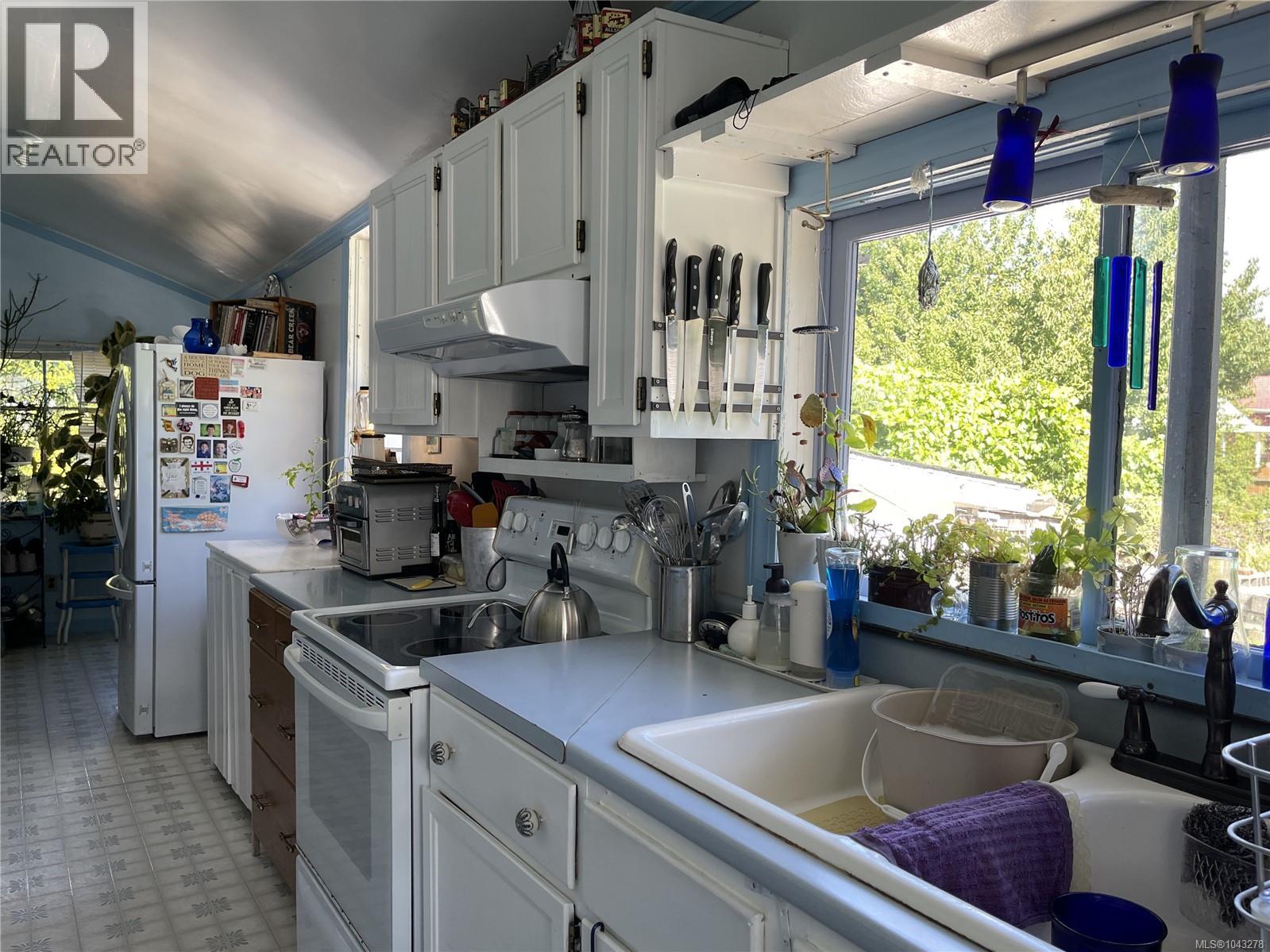 5281 Wilkinson Rd - 13