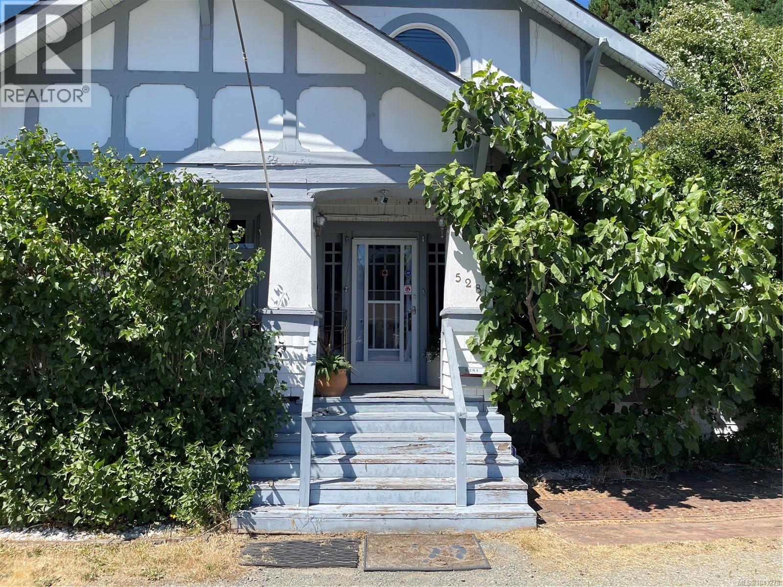 5281 Wilkinson Rd - 2