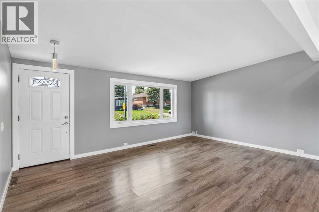 916 Mayland Drive NE - 18