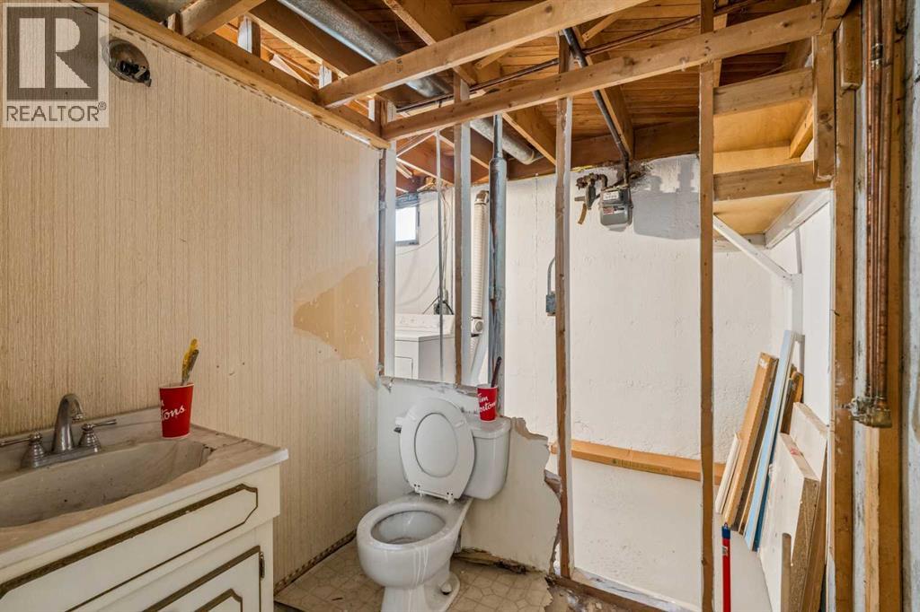 916 Mayland Drive NE - 37