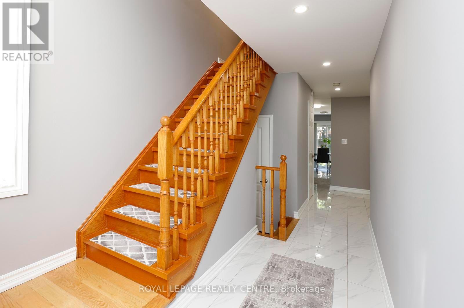 #45 1575 SOUTH PARADE COURT - 12