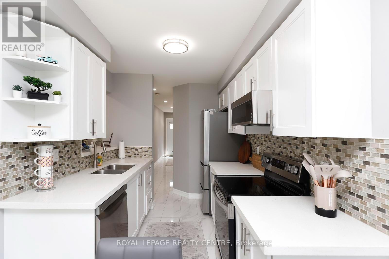 #45 1575 SOUTH PARADE COURT - 6