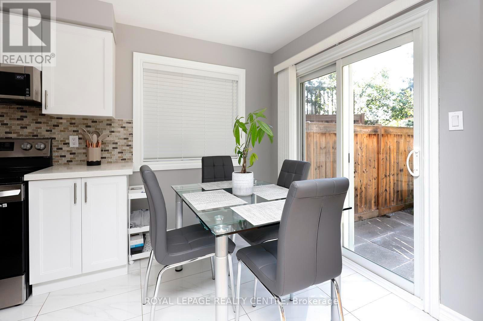 #45 1575 SOUTH PARADE COURT - 8