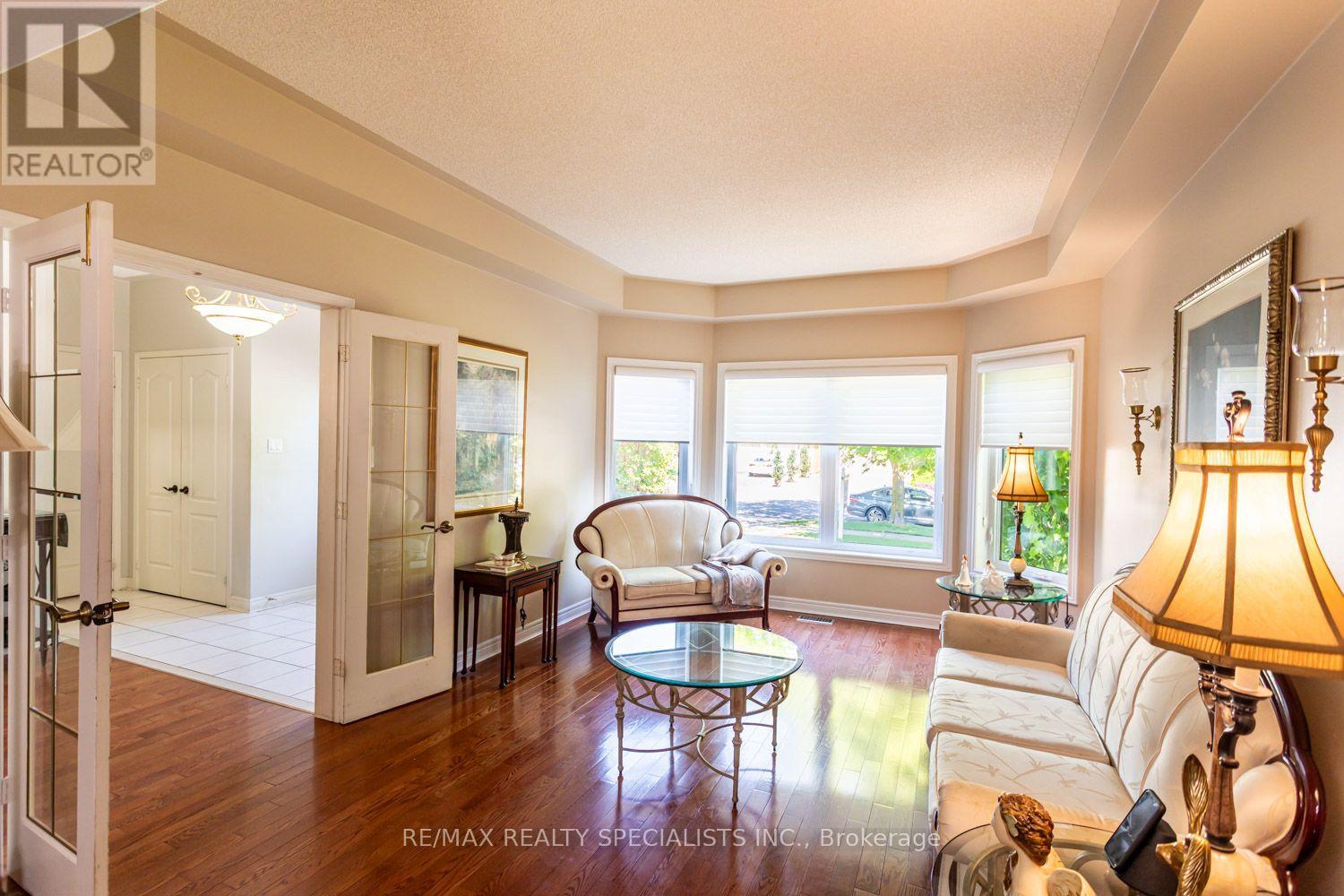 10 SPLIT MAPLE LANE - 13
