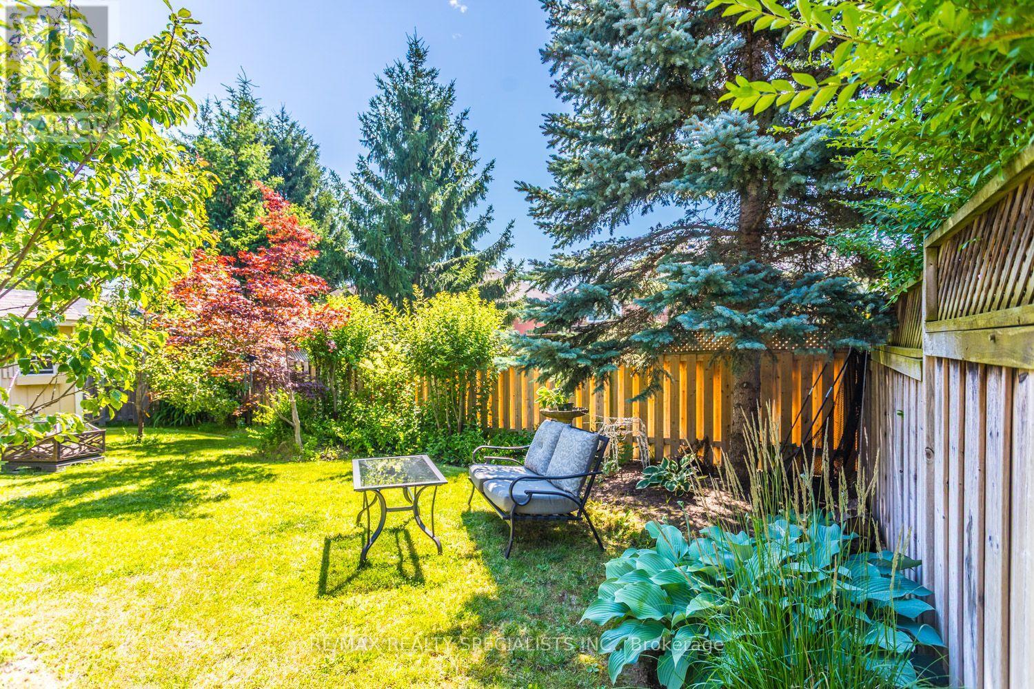 10 SPLIT MAPLE LANE - 44