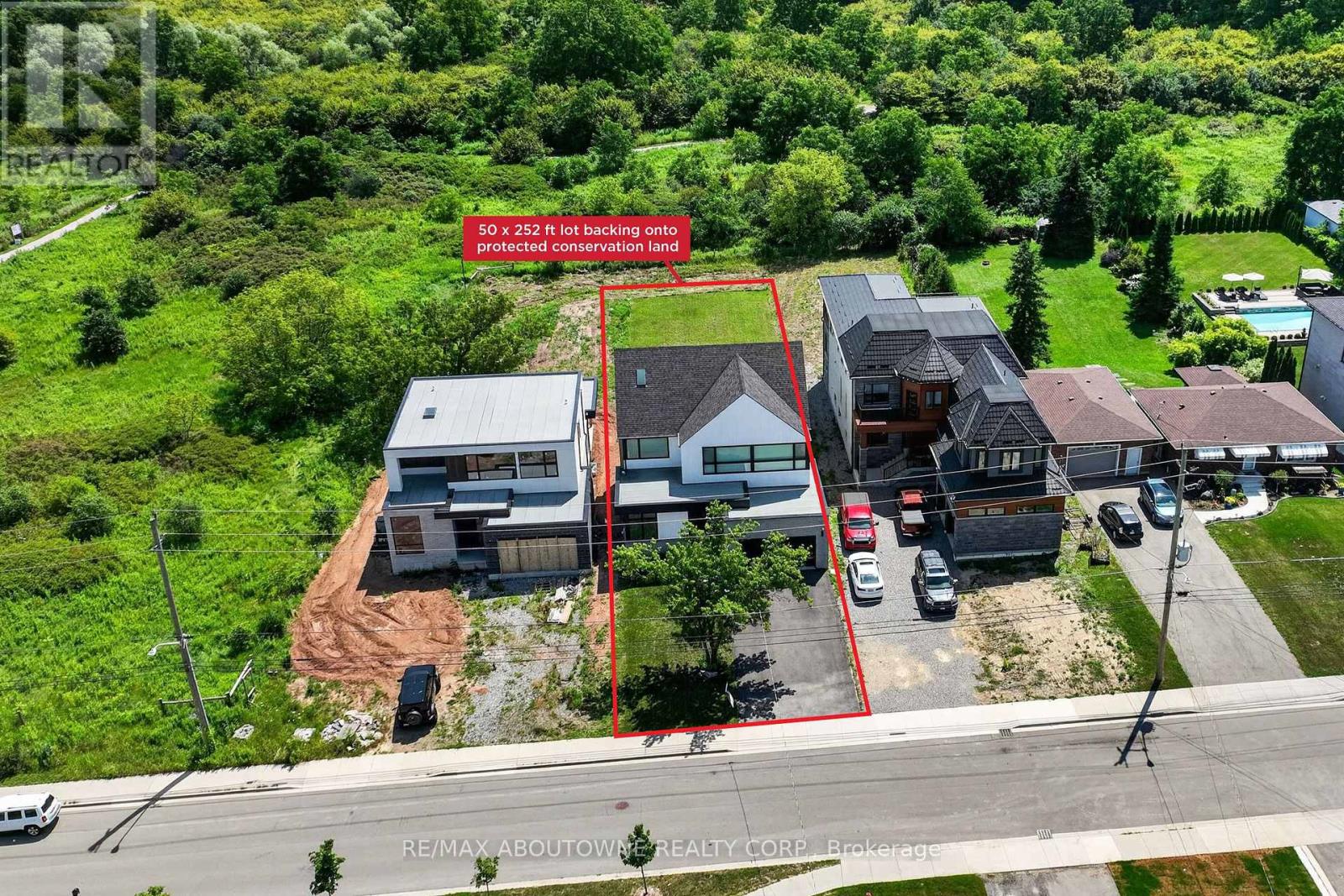 70 UPPER MOUNT ALBION ROAD - 44
