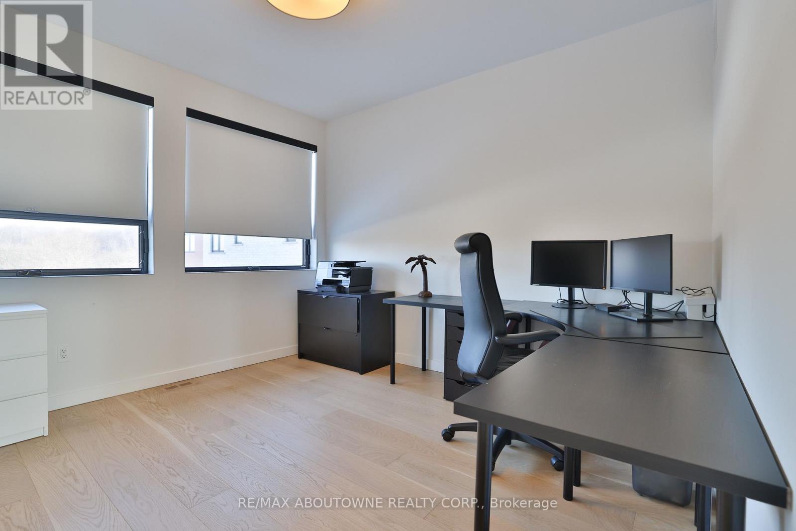 70 UPPER MOUNT ALBION ROAD - 29