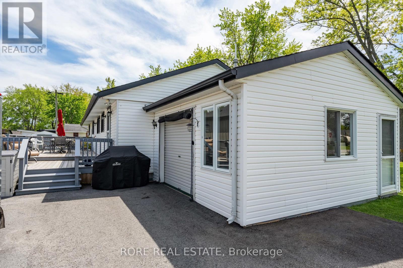 128 COOK AVENUE - 4