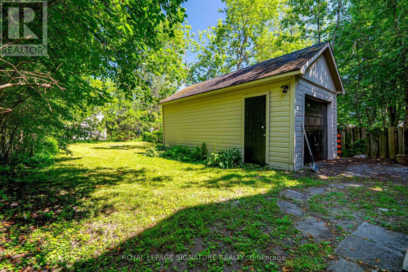 293 ALBERT STREET - 21