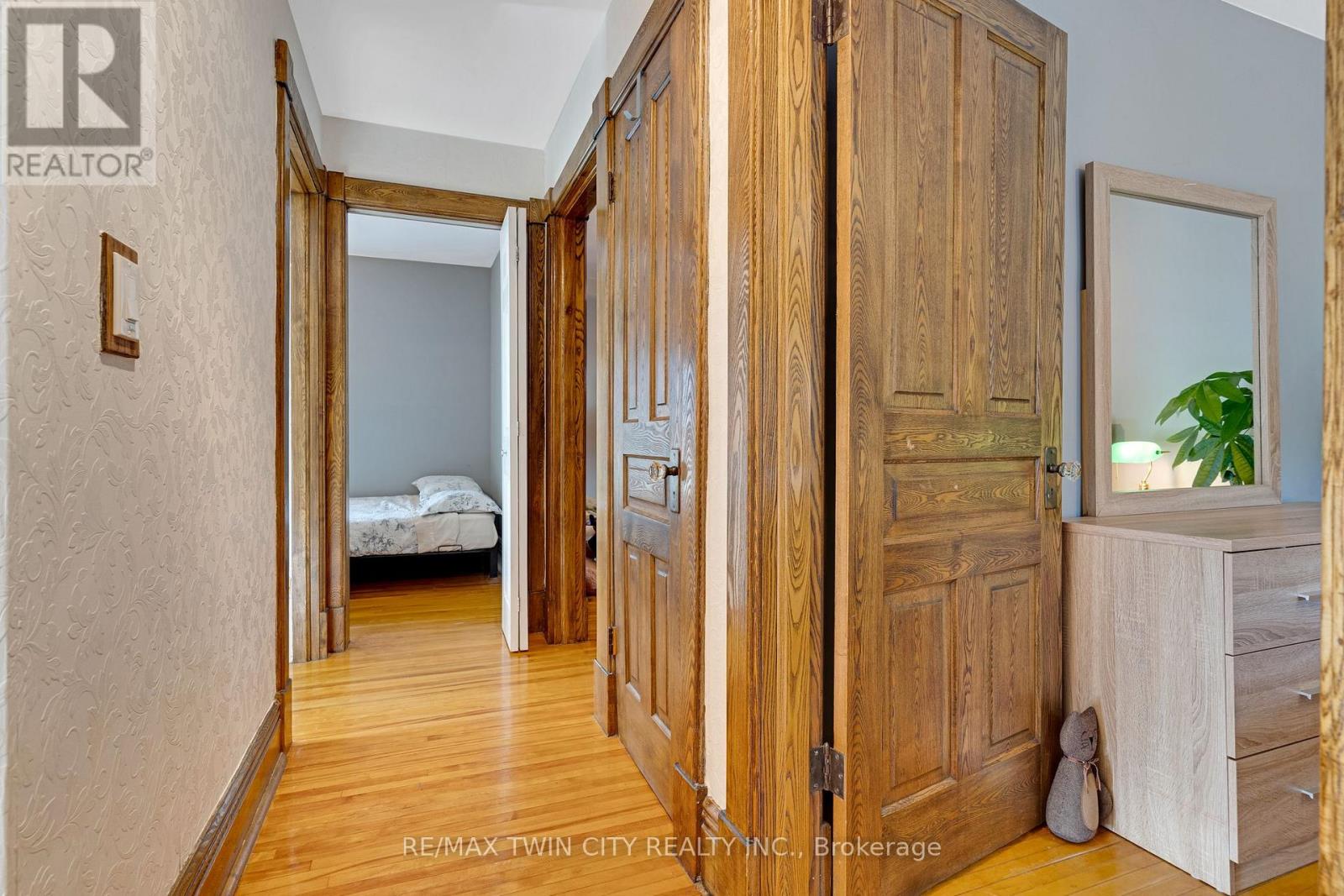630 LAWRENCE STREET - Image 23
