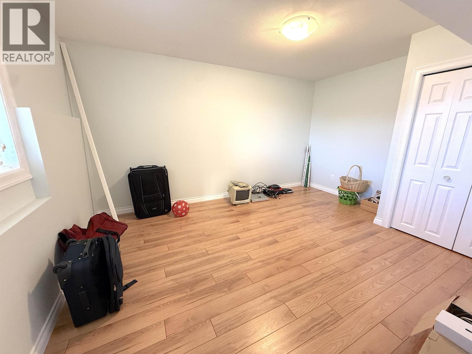 1041 EAGLE DRIVE - 33