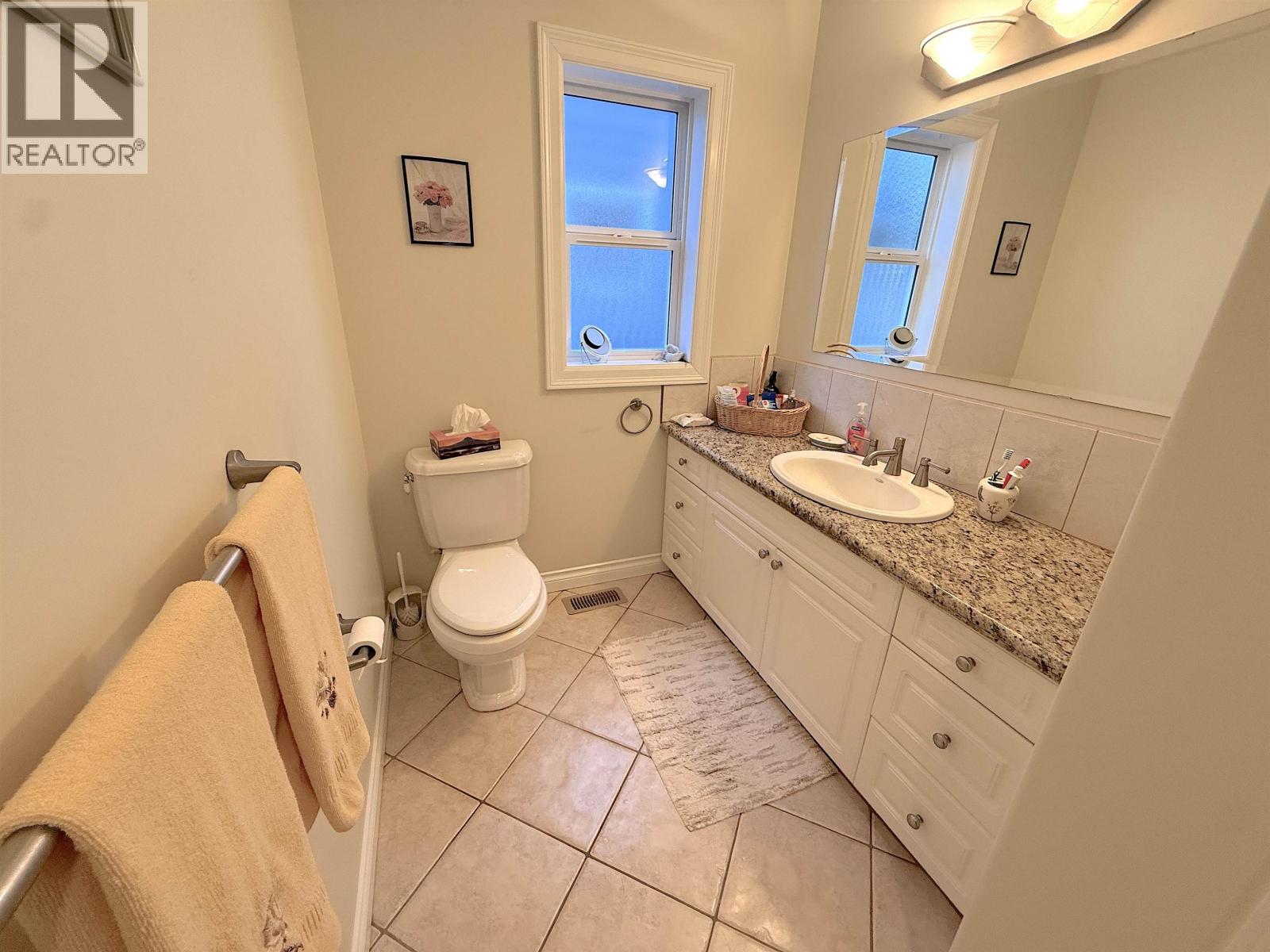 1041 EAGLE DRIVE - 14