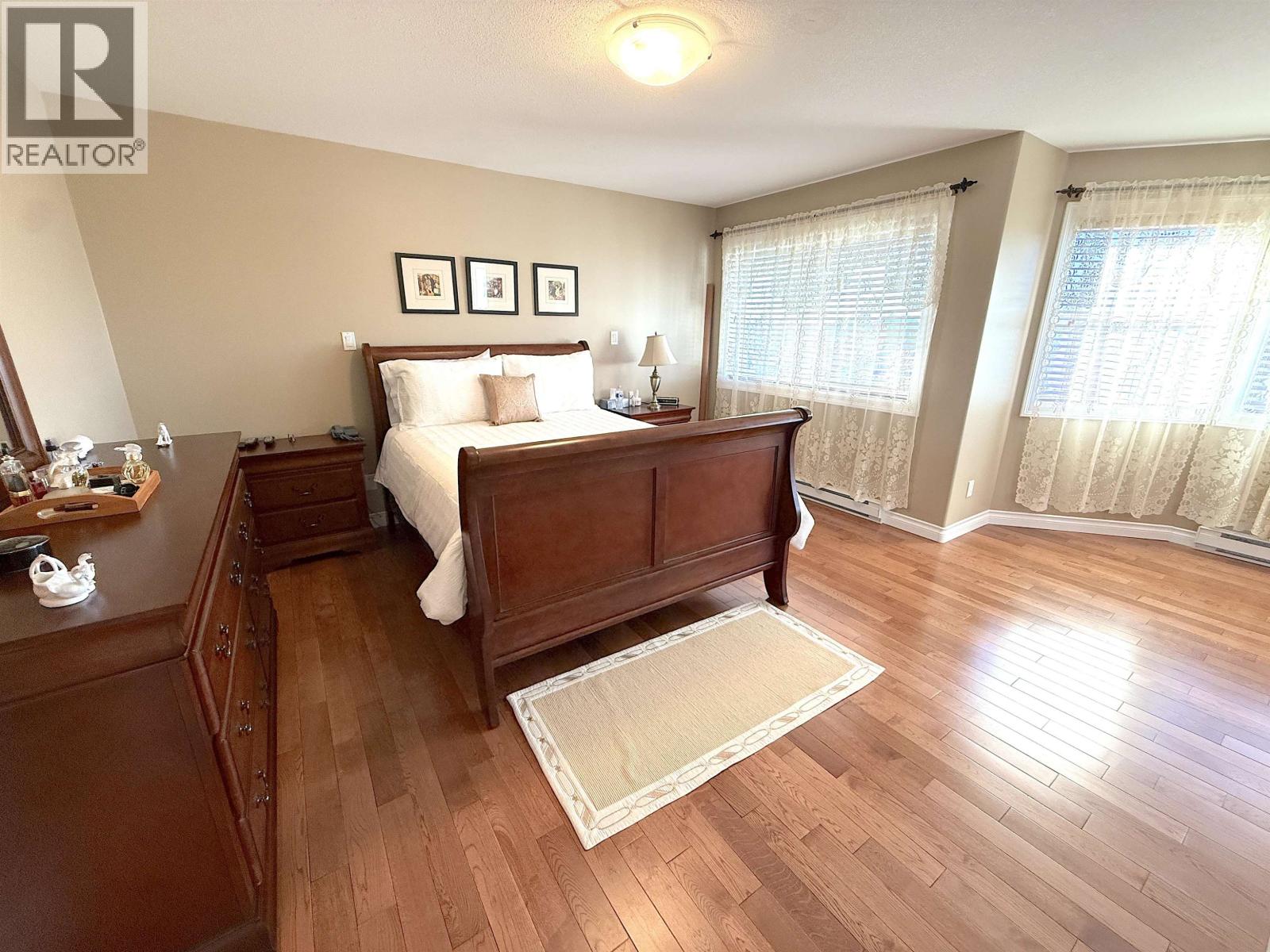 1041 EAGLE DRIVE - 21
