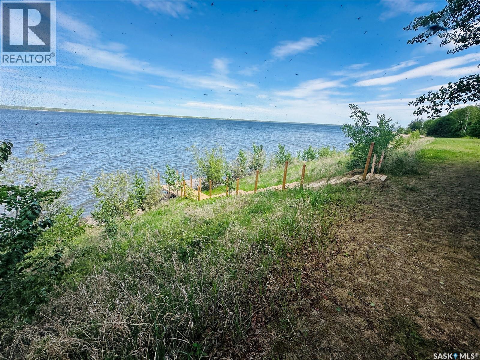102 Lakeview DRIVE - 27