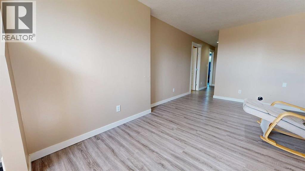 7914 115A Street - 18