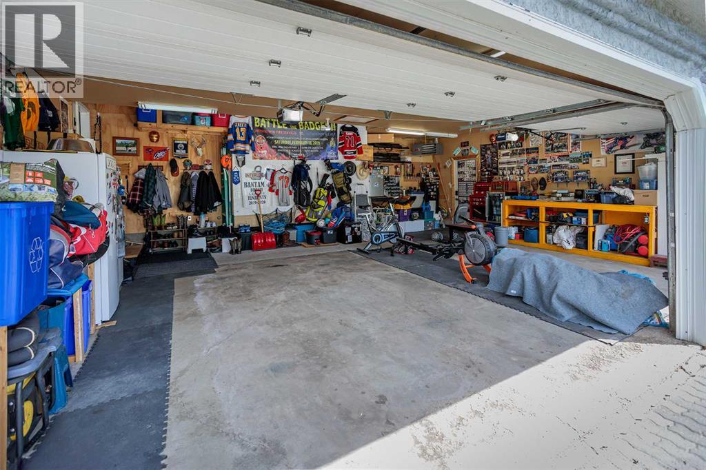 108 Martin Avenue - 24