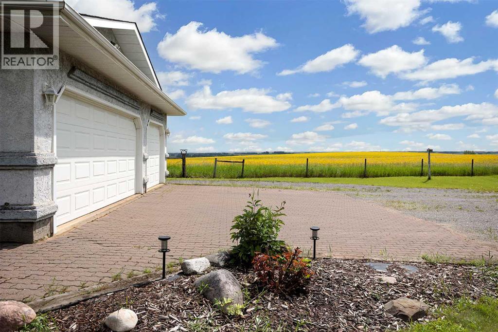 108 Martin Avenue - 23
