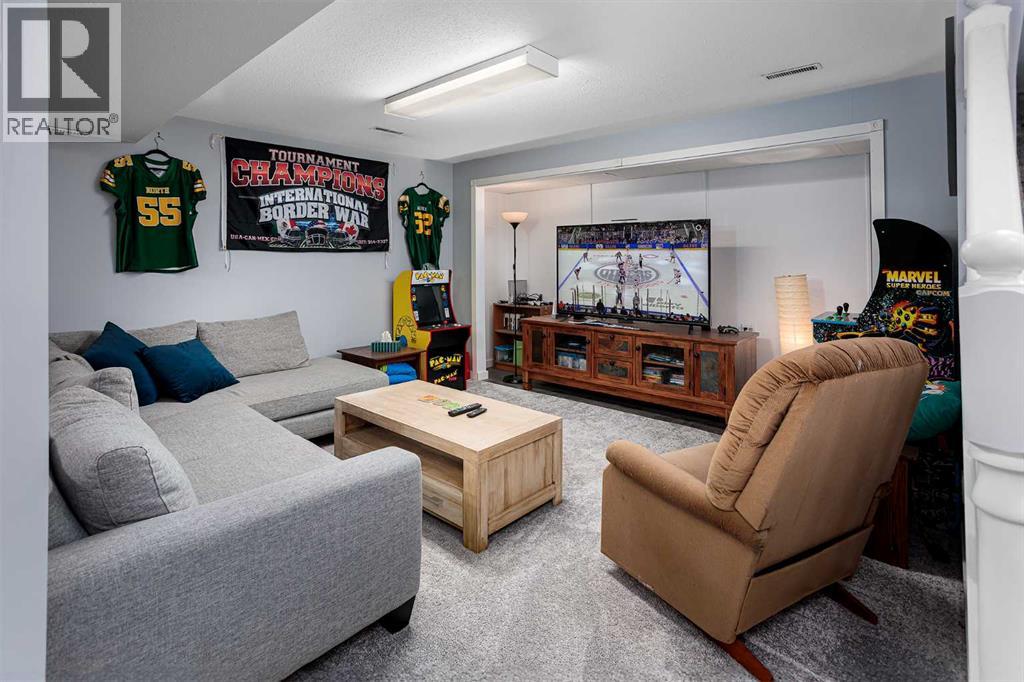 108 Martin Avenue - 21