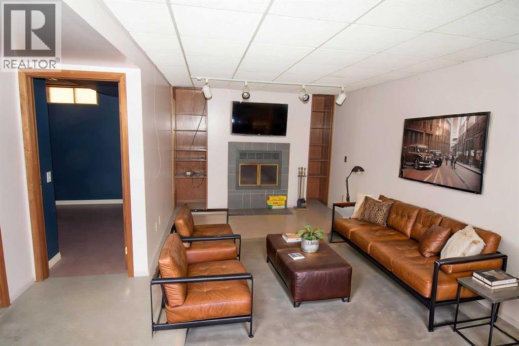 340 Templeton Circle NE - 28