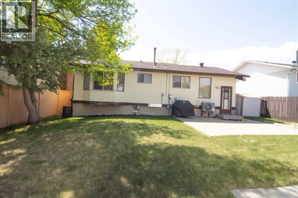 340 Templeton Circle NE - 13