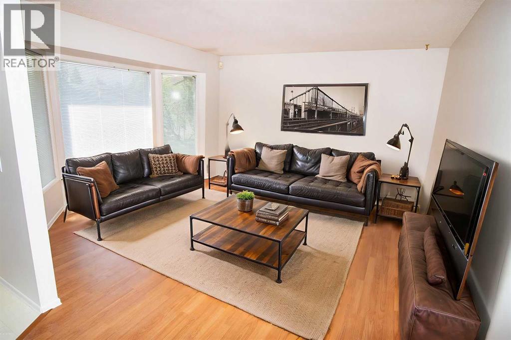 340 Templeton Circle NE - 17