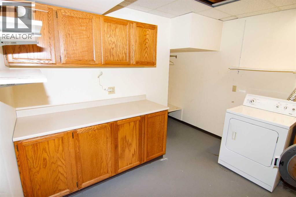 340 Templeton Circle NE - 30