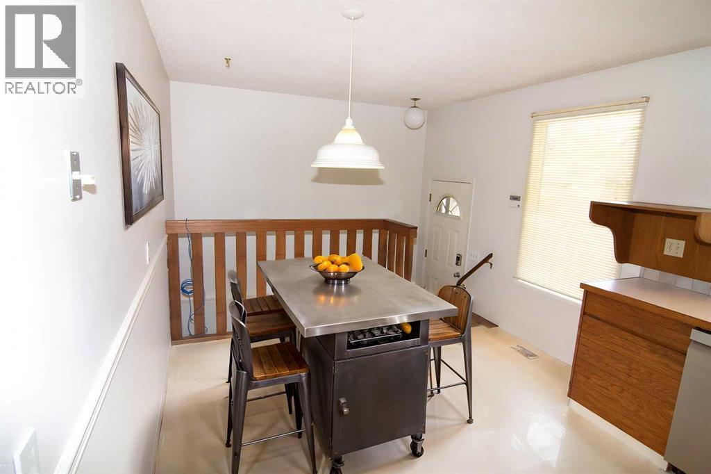 340 Templeton Circle NE - 18