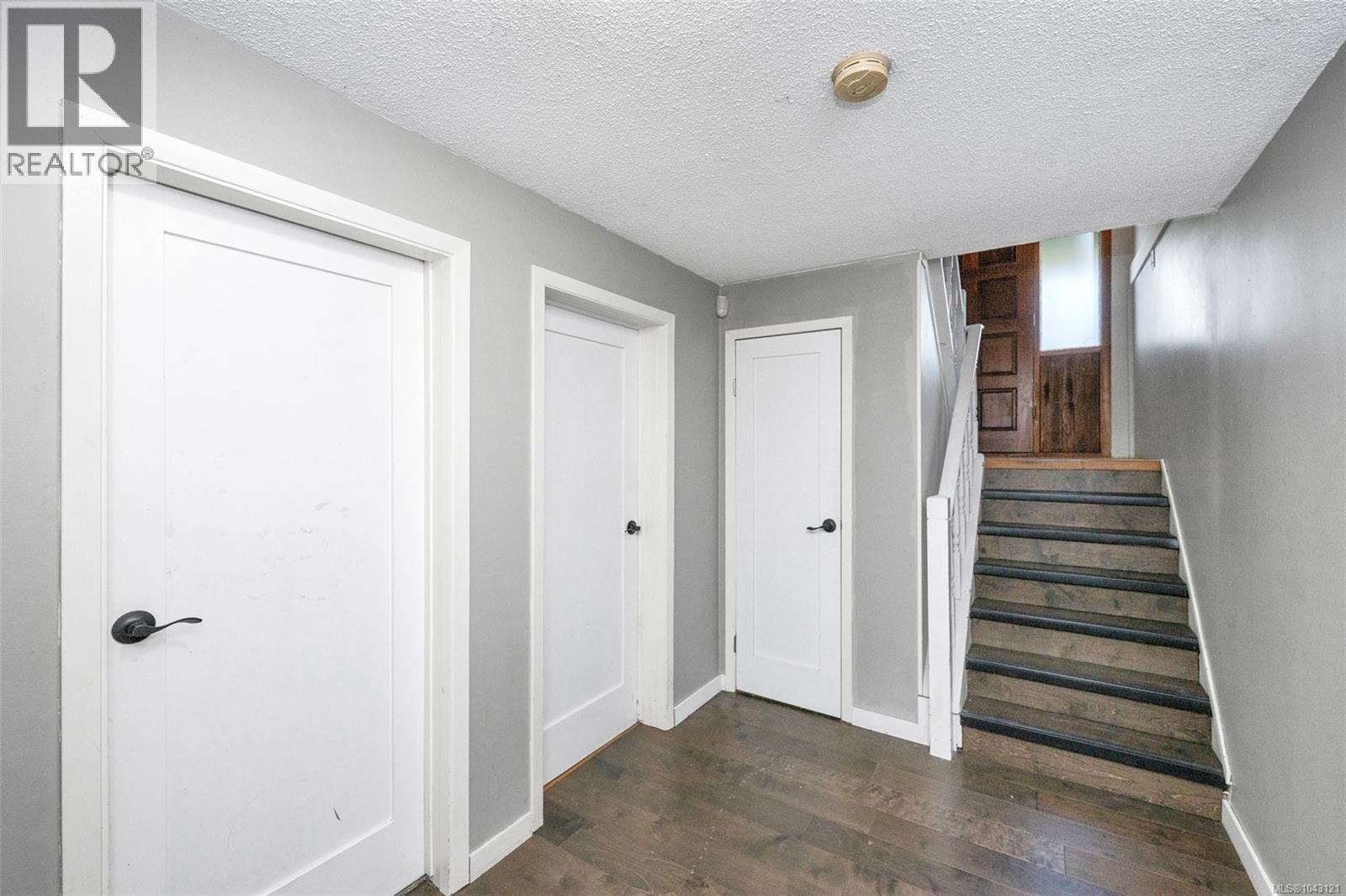 1488 Kingsview Rd - 39
