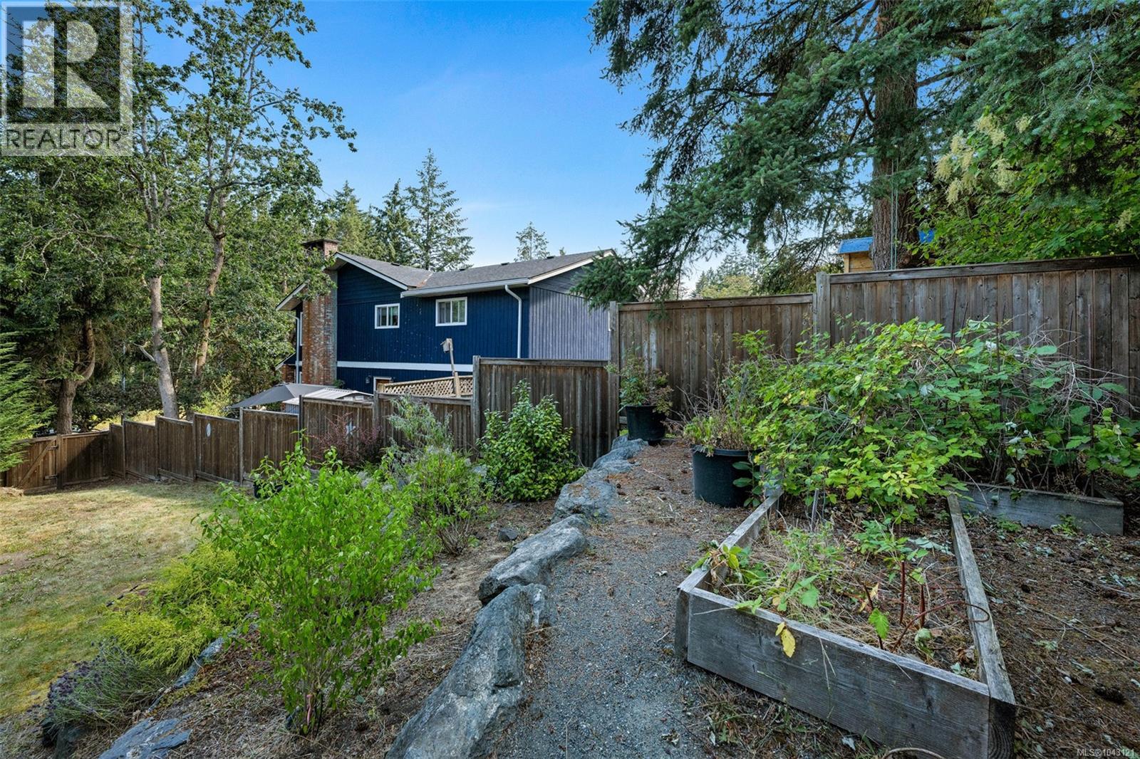 1488 Kingsview Rd - 55