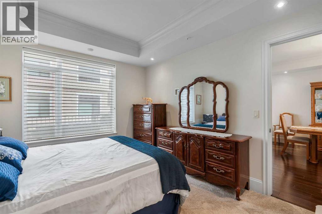 #104 221 Quarry Way SE - 15