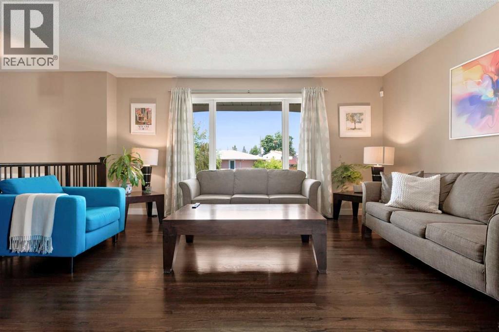 1016 Pensdale Crescent SE - 8
