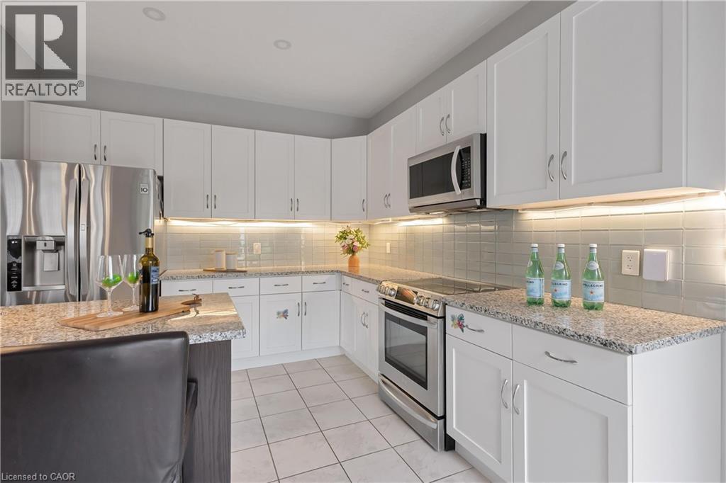 225 TREMAINE Crescent - 19