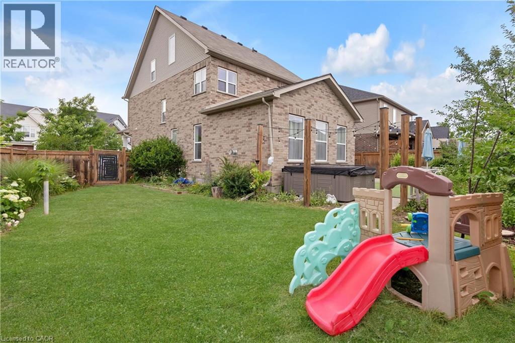 225 TREMAINE Crescent - 49