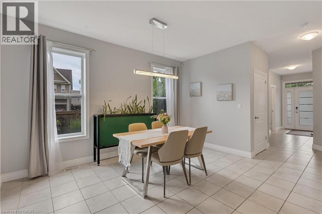 225 TREMAINE Crescent - 17