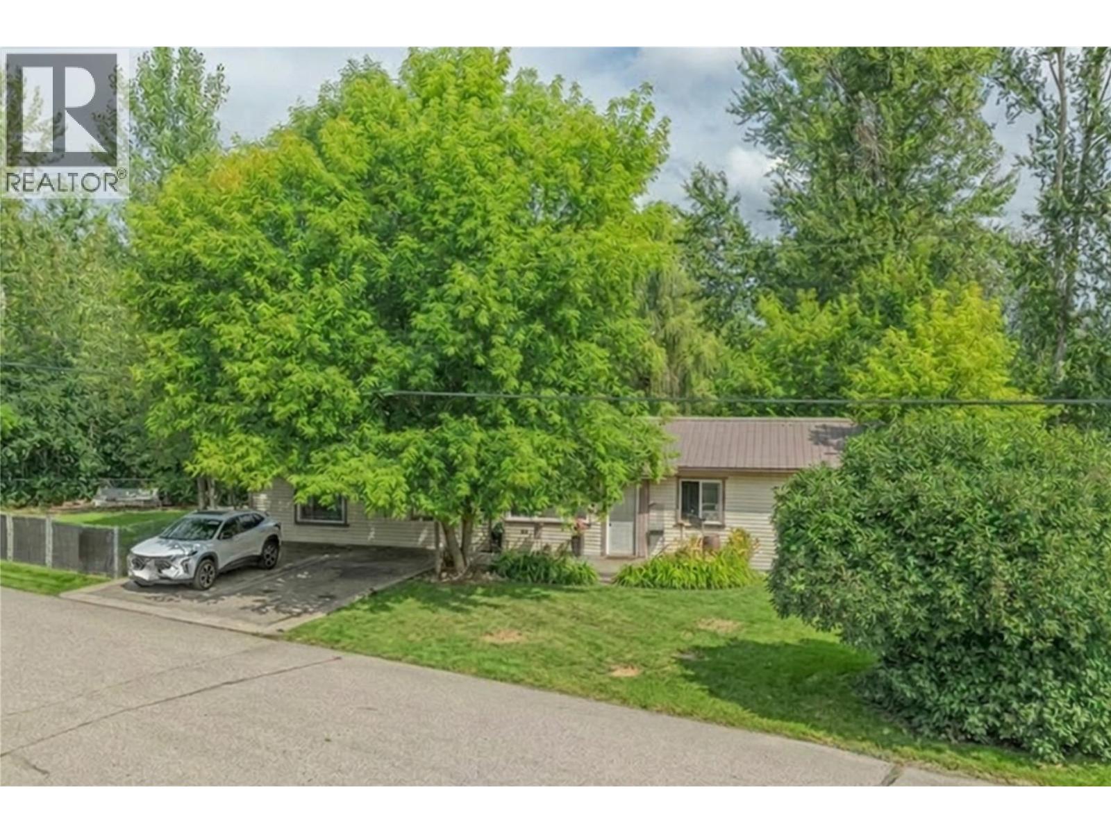 1775 Maple Street - 39