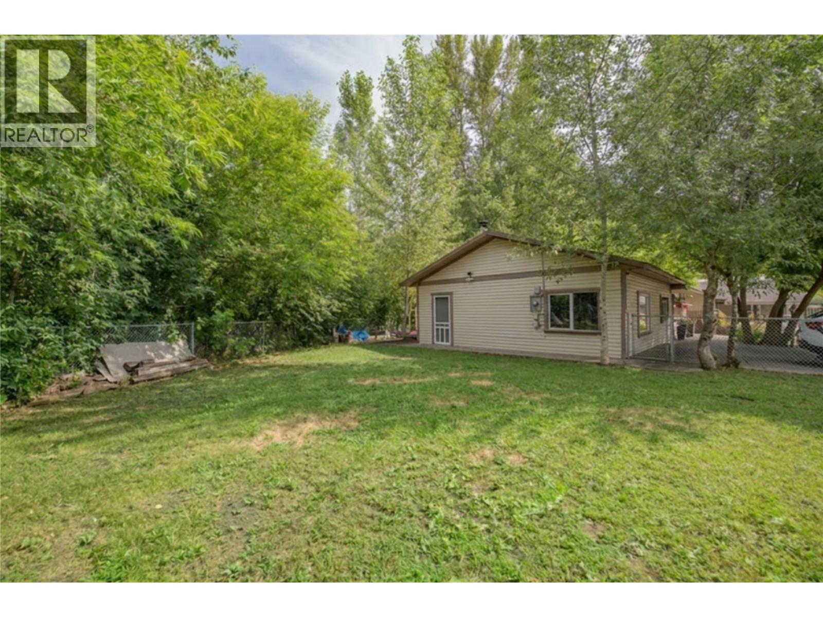 1775 Maple Street - 40