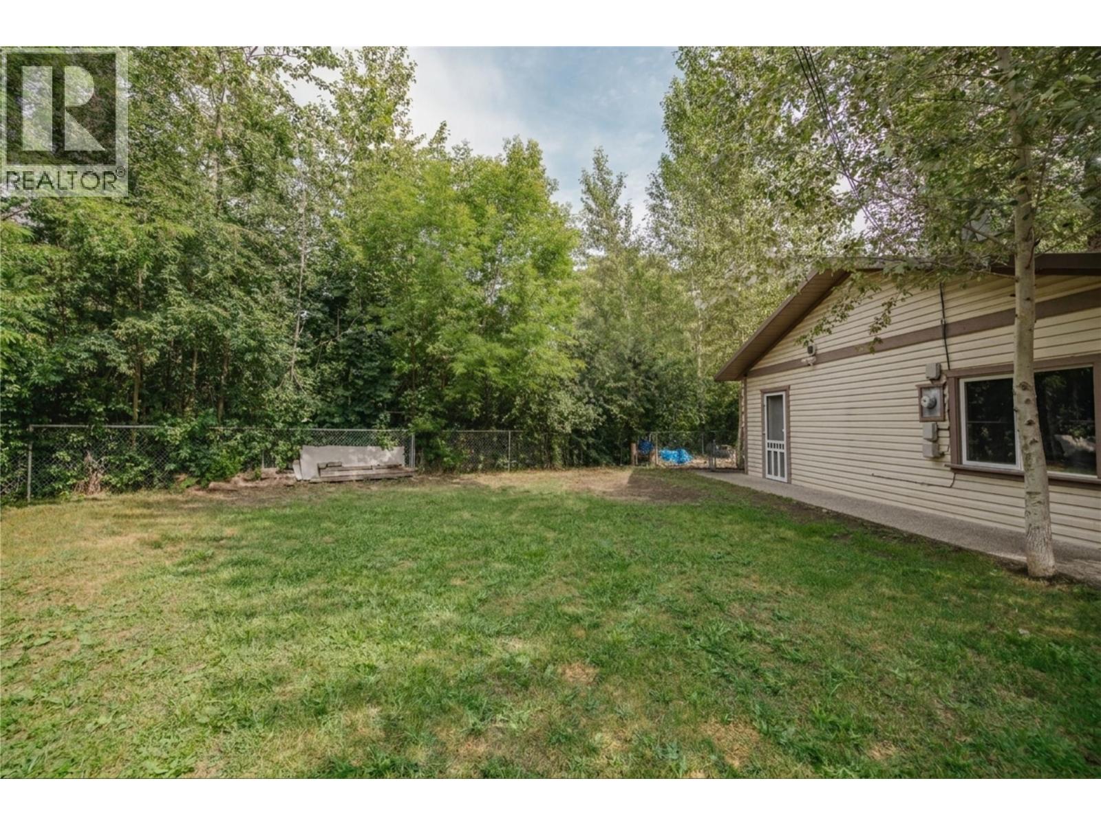 1775 Maple Street - 43
