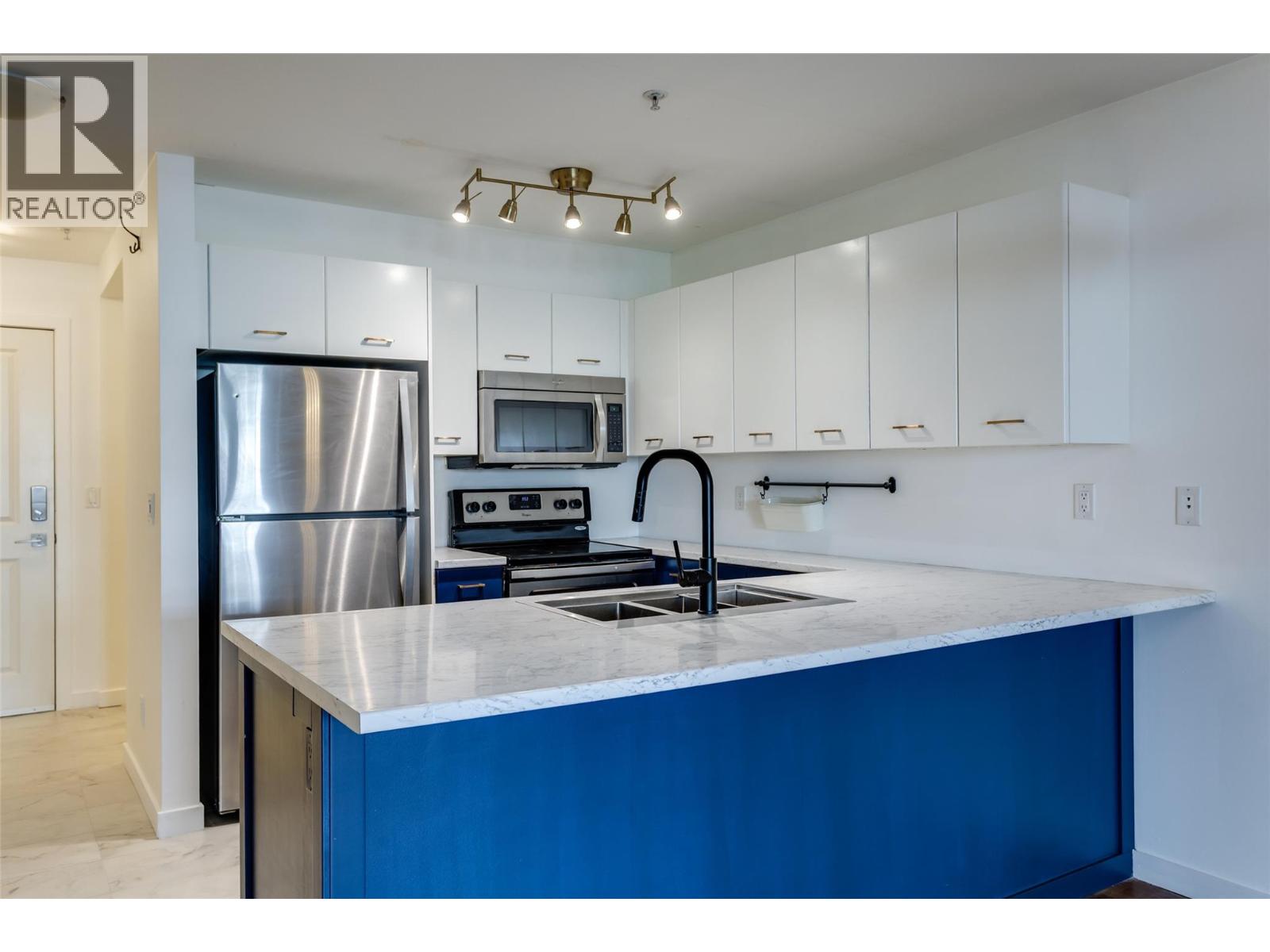 #107 533 Yates Road N - 13